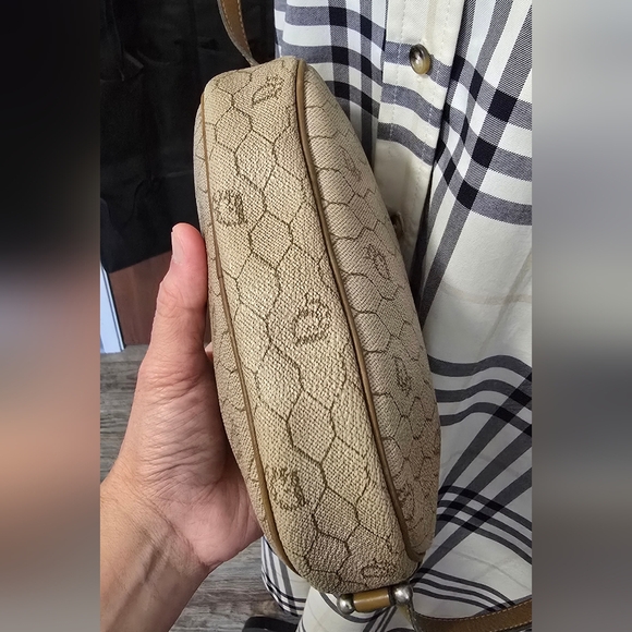 Dior Honeycomb Shoulder Bag - Picture 9 of 16